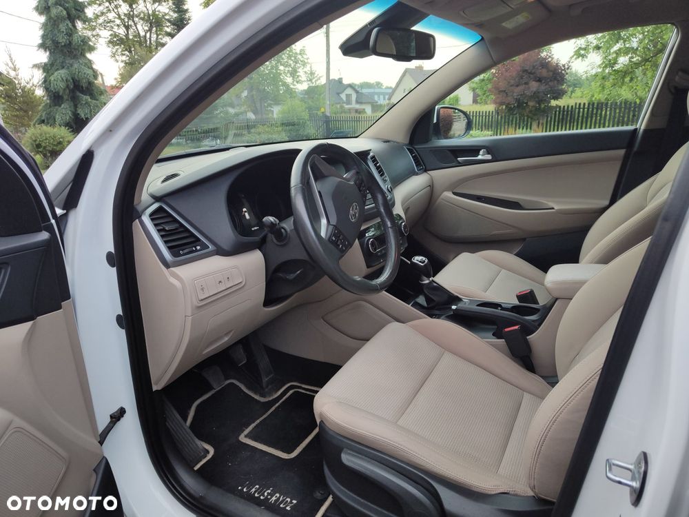 Hyundai Tucson - 13