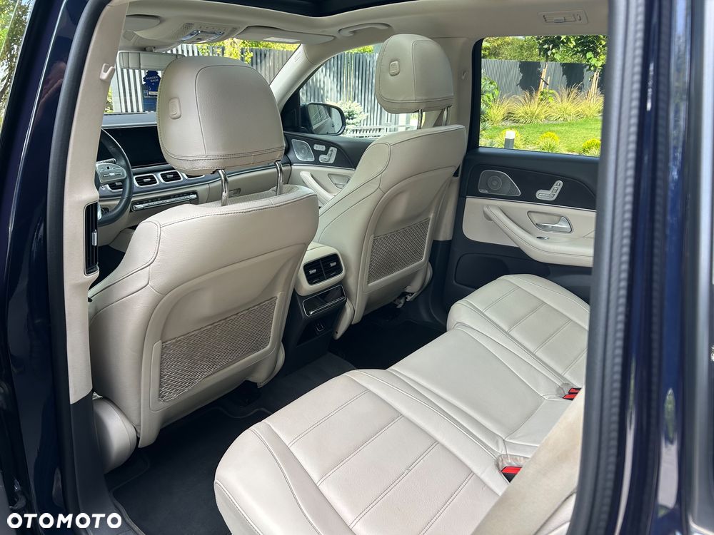 Mercedes-Benz GLS - 14