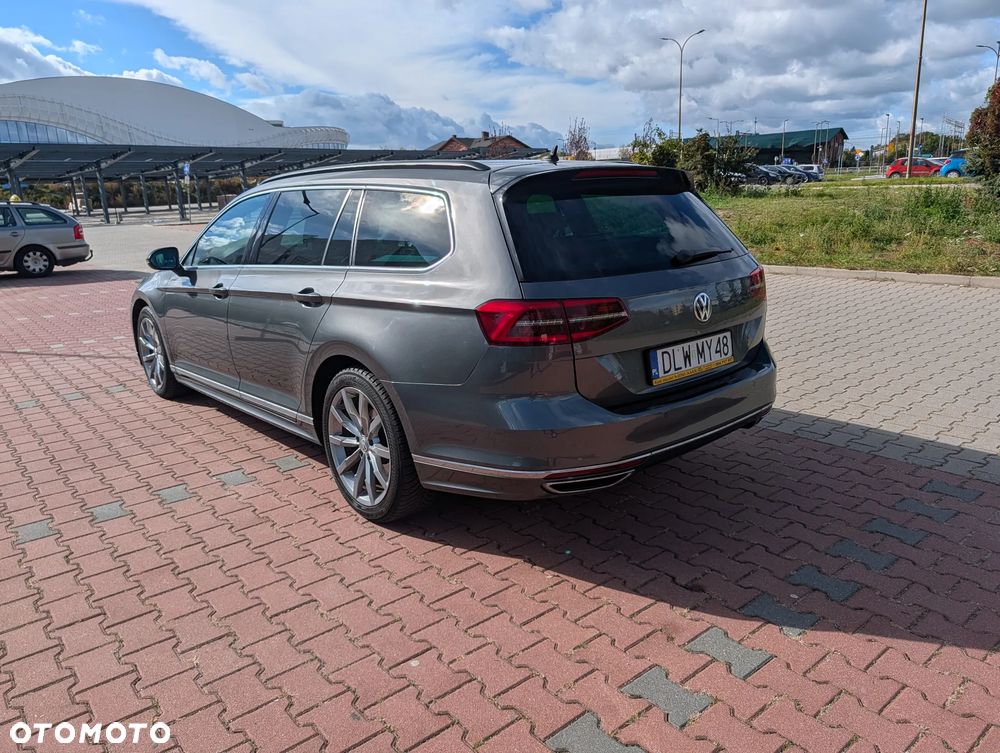 Volkswagen Passat - 6