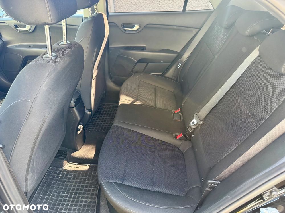 Kia Rio 1.0 T-GDI L DCT - 11