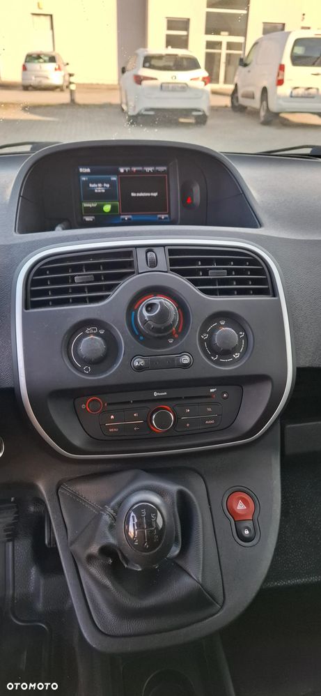 Renault KANGOO - 17