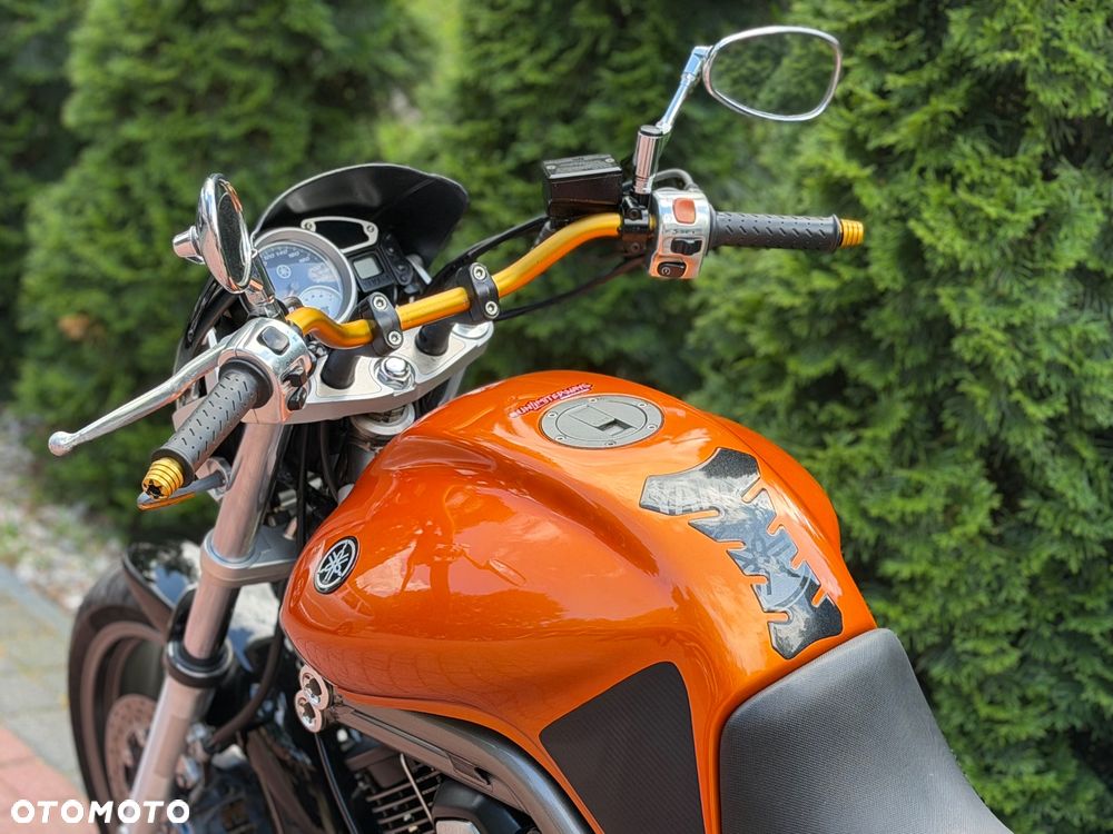 Yamaha BT - 15
