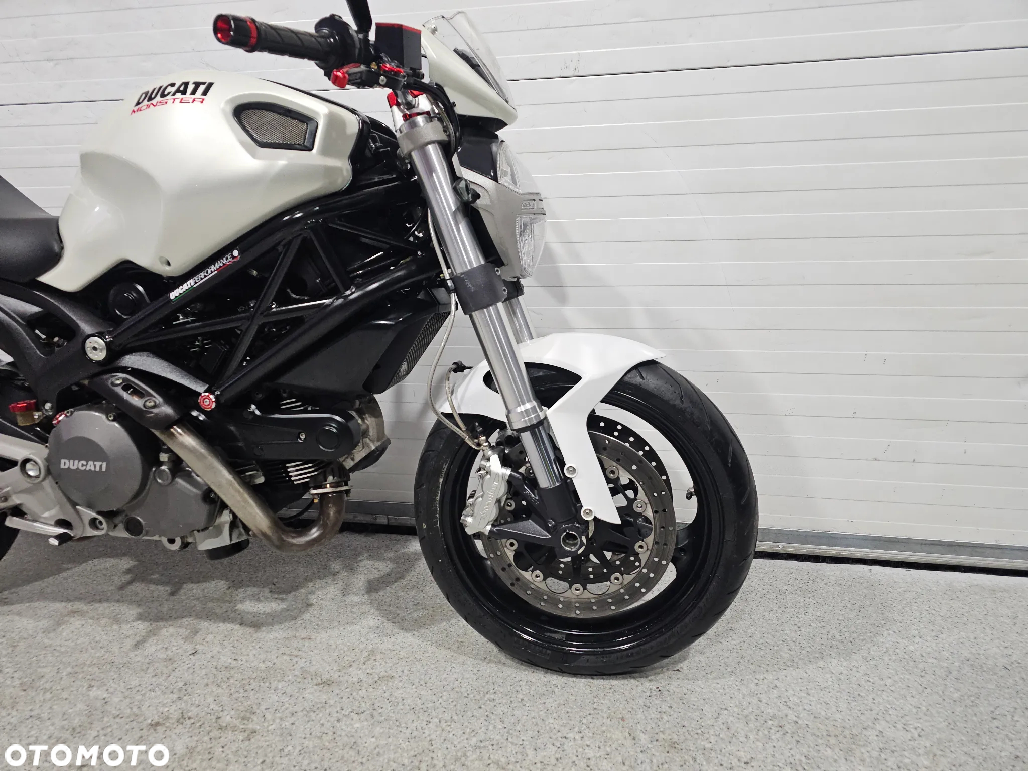 Ducati Monster - 21