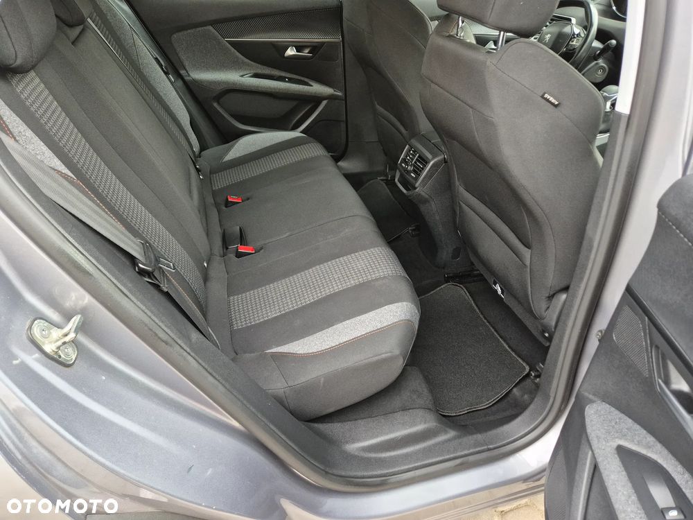 Peugeot 3008 PureTech 130 Stop & Start GPF Active - 20