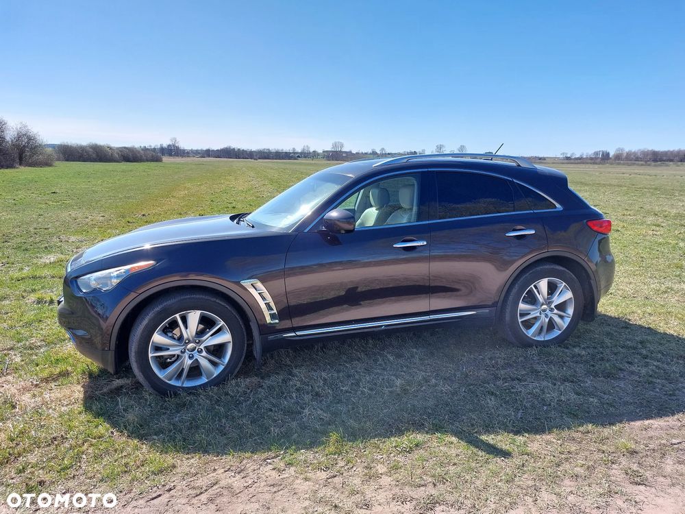 Infiniti FX - 1