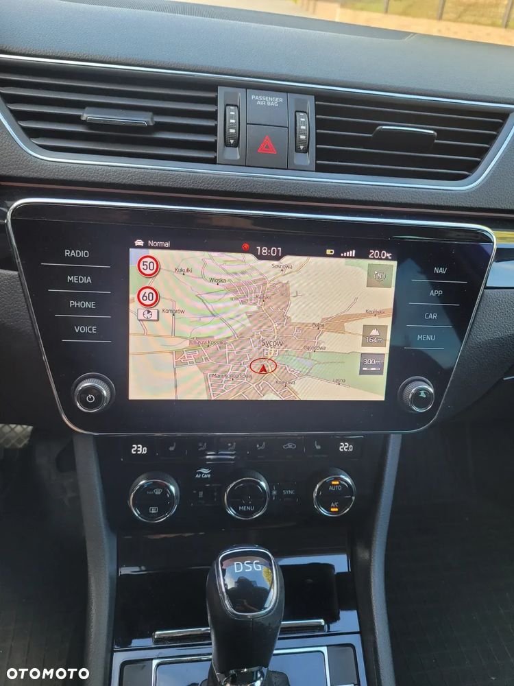 Skoda Superb 2.0 TDI SCR L&K DSG - 12