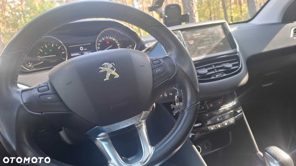Peugeot 2008 - 7