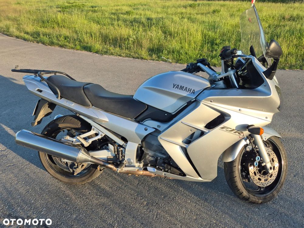 Yamaha FJR - 6