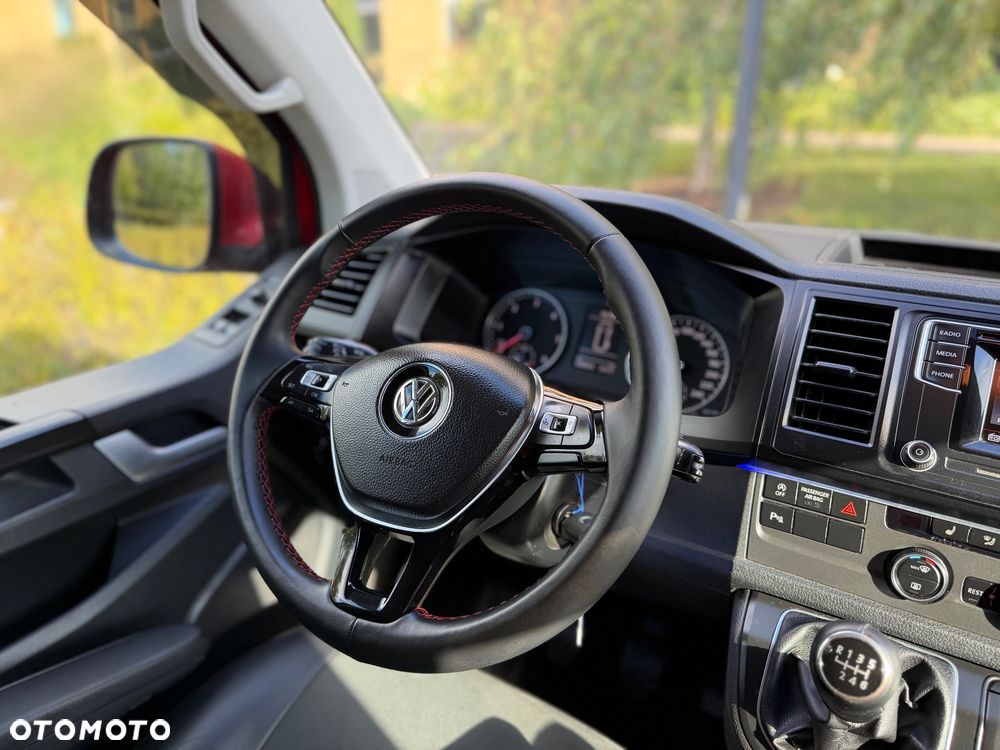 Volkswagen Multivan 2.0 TDI L1 Highline - 15