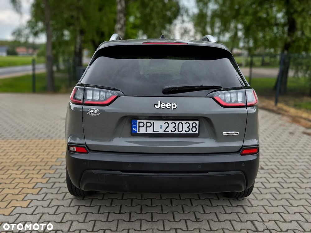 Jeep Cherokee - 6
