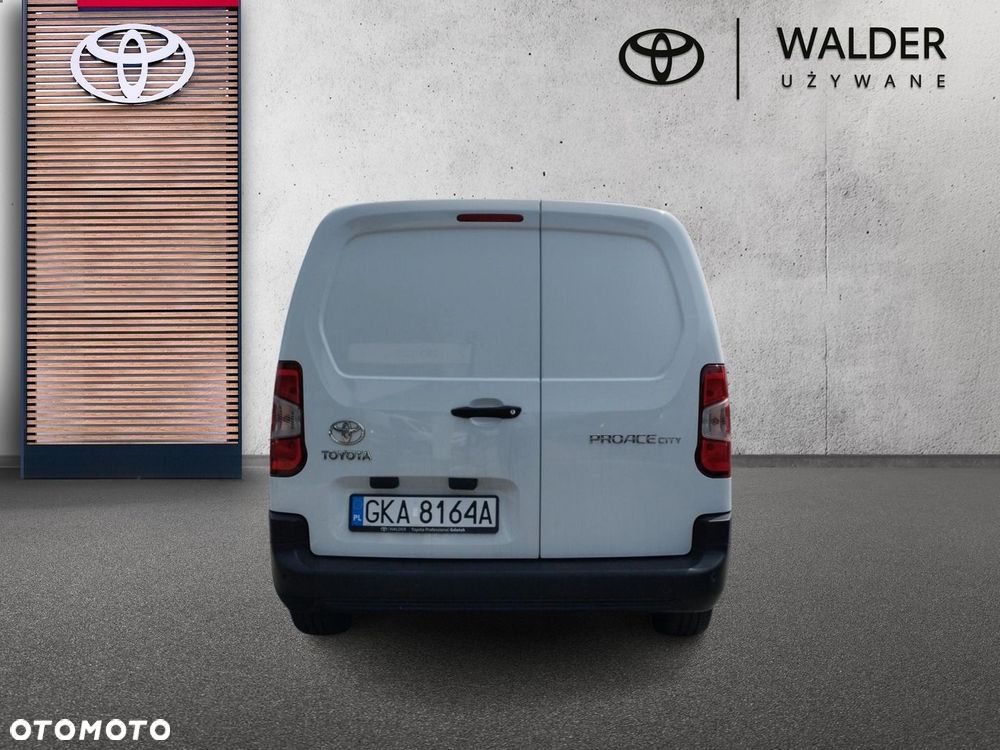 Toyota PROACE CITY - 7
