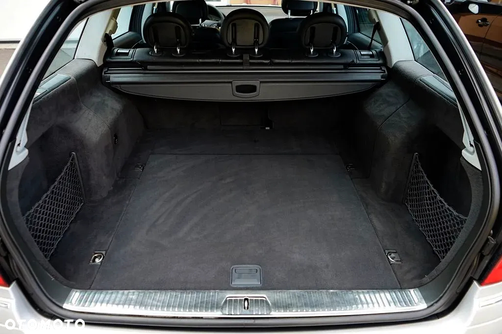 Mercedes-Benz Klasa E 200 T CDI Automatik Avantgarde - 36