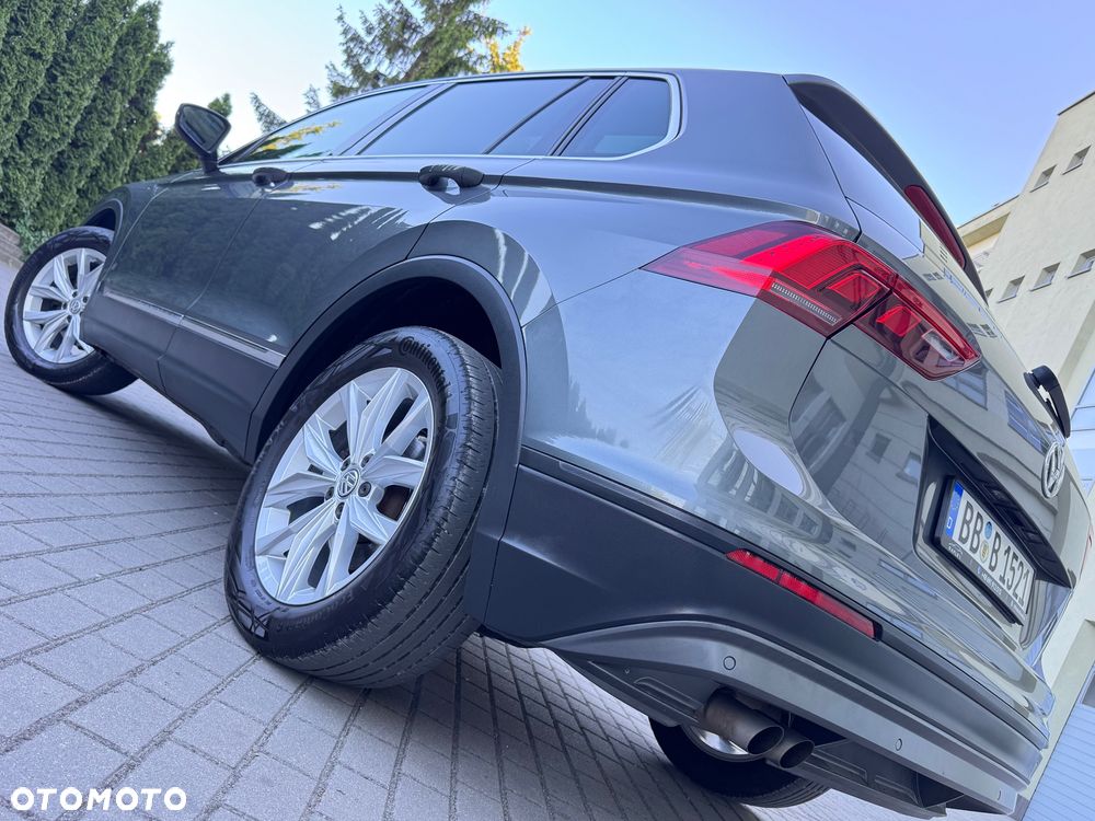 Volkswagen Tiguan - 23