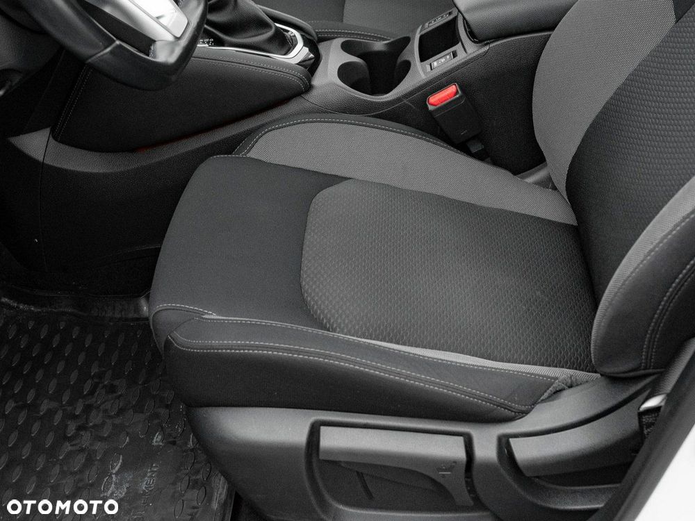 Nissan Qashqai 1.3 DIG-T N-Connecta DCT - 14