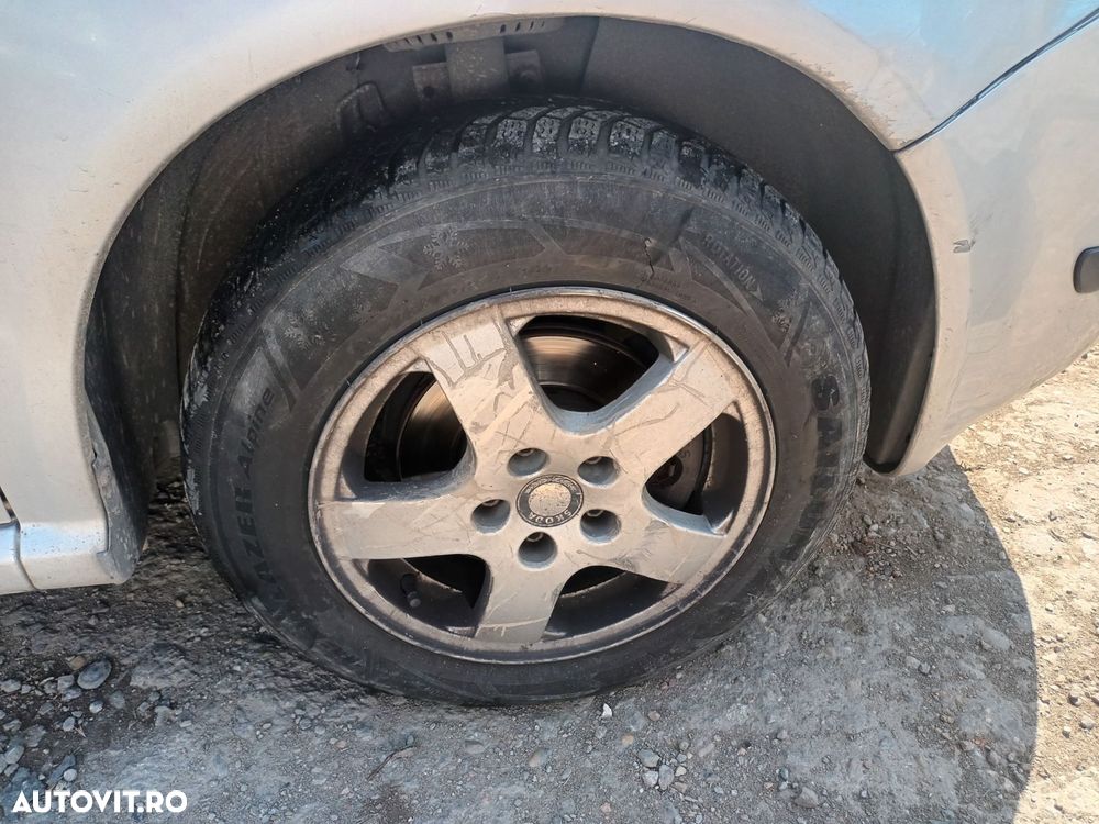Dezmembrari  Skoda FABIA 1  1999  > 2008 1.4 16V Benzina - 4
