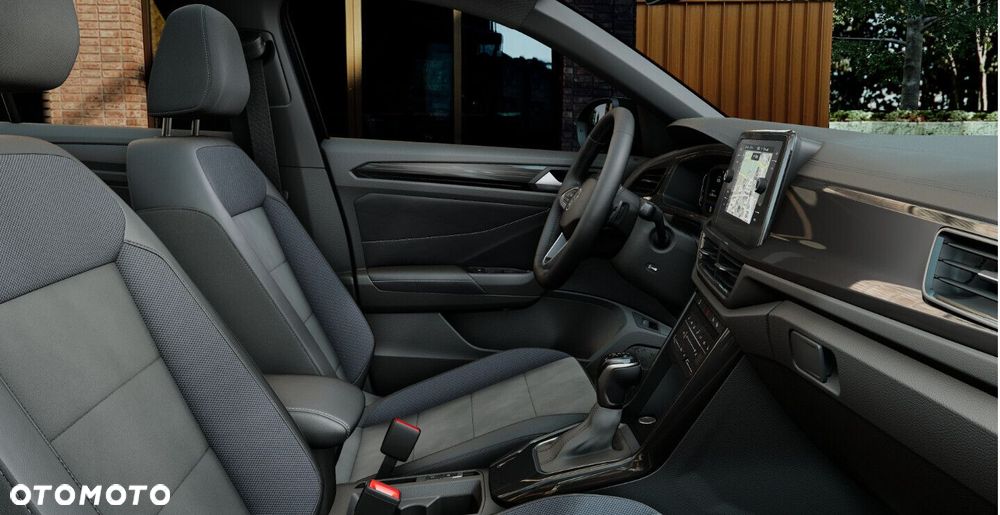 Volkswagen T-Roc - 8