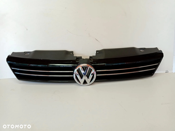 GRILL ATRAPA VW JETTA VI 5C 5C6853653 2010-