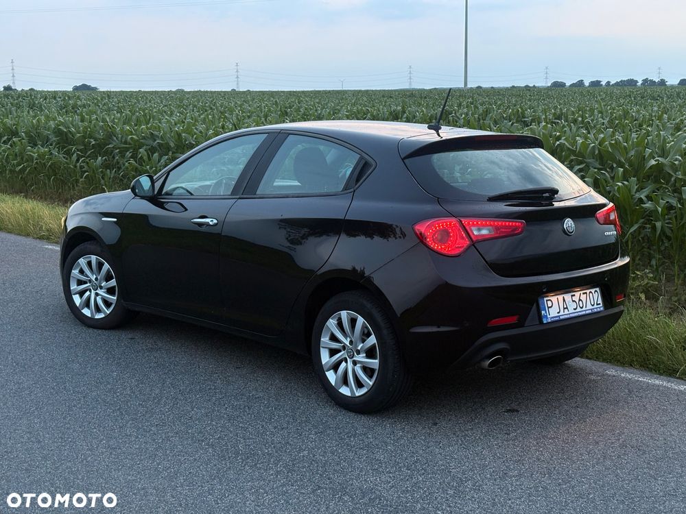 Alfa Romeo Giulietta 1.6 JTDM TCT - 13