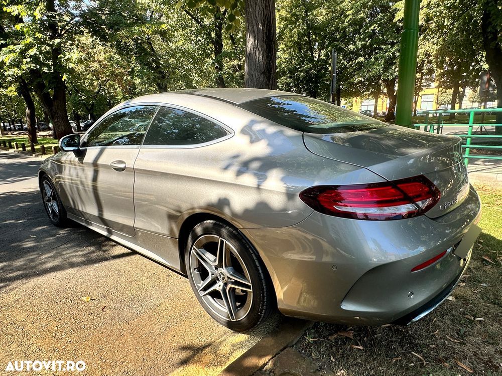 Mercedes-Benz C 220 d 4MATIC Coupe - 2