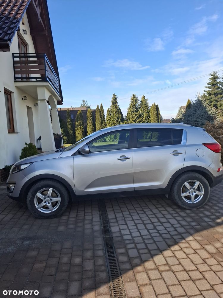Kia Sportage 1.7 CRDI 2WD ISG Dream-Team Edition - 5
