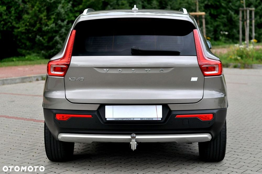 Volvo XC 40 T4 Plug-In Hybrid Plus Dark - 31