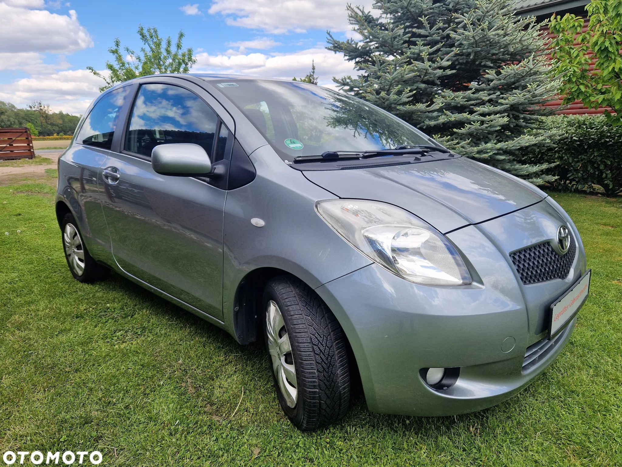Toyota Yaris 1.3 Luna - 1
