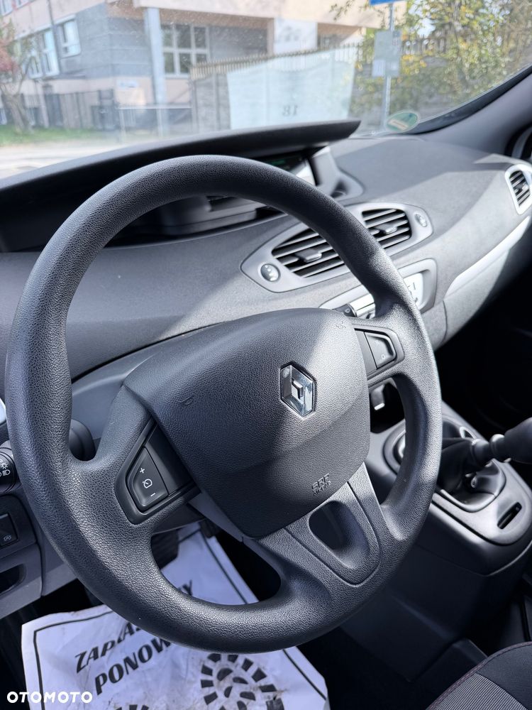 Renault Scenic ENERGY TCe 115 LIFE - 13