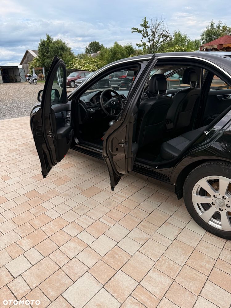 Mercedes-Benz Klasa C 200 CDI Avantgarde - 3