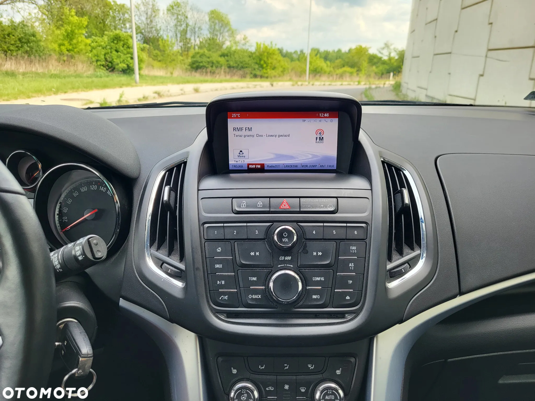 Opel Zafira - 13