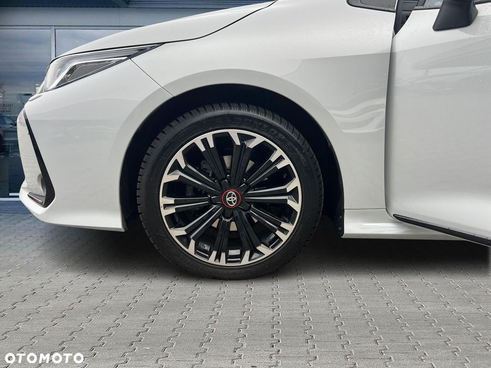 Toyota Corolla 1.8 Hybrid GR Sport - 27