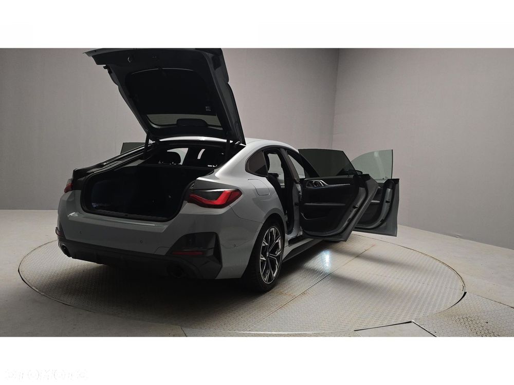 BMW Seria 4 - 12