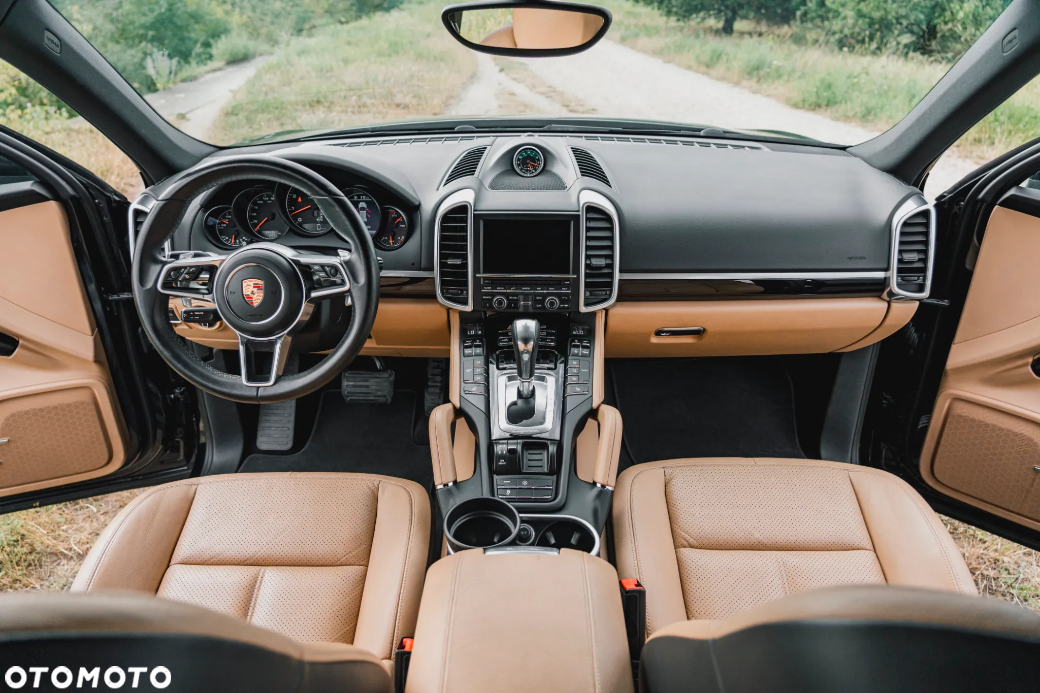 Porsche Cayenne Standard - 17