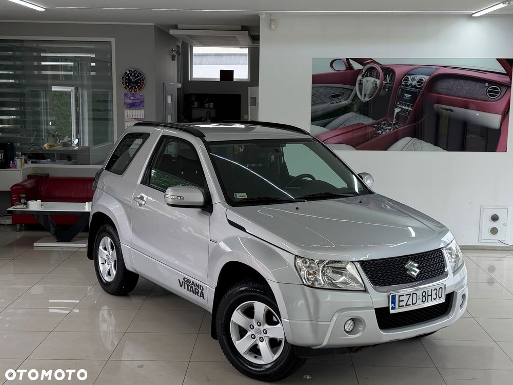 Suzuki Grand Vitara 1.6 Black&White - 37