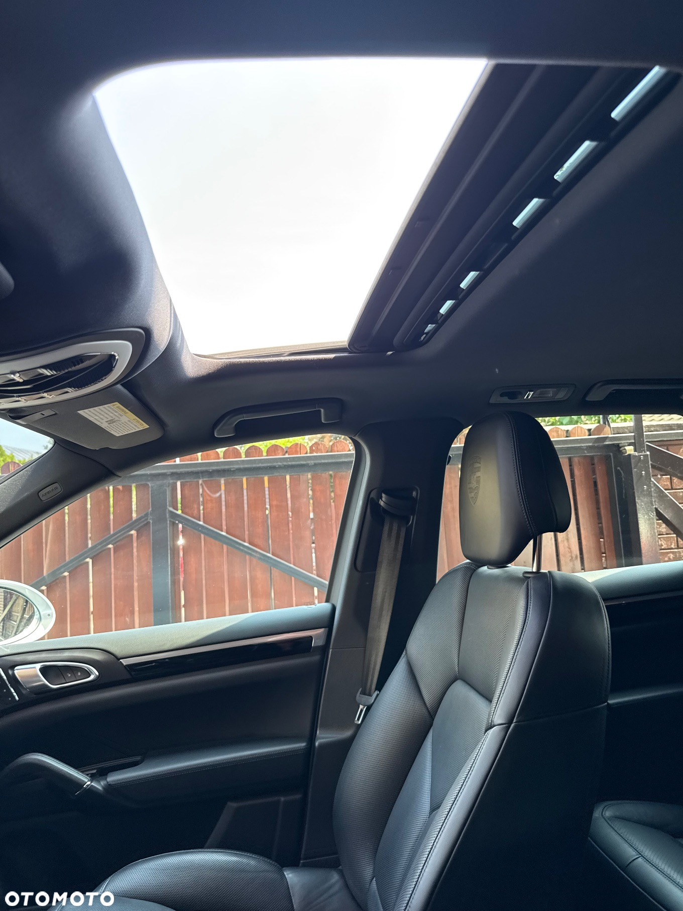 Porsche Cayenne Platinum Edition - 8