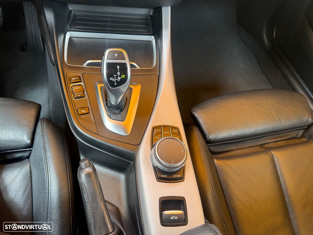 BMW 230 i Sport-Aut. M Sport - 30