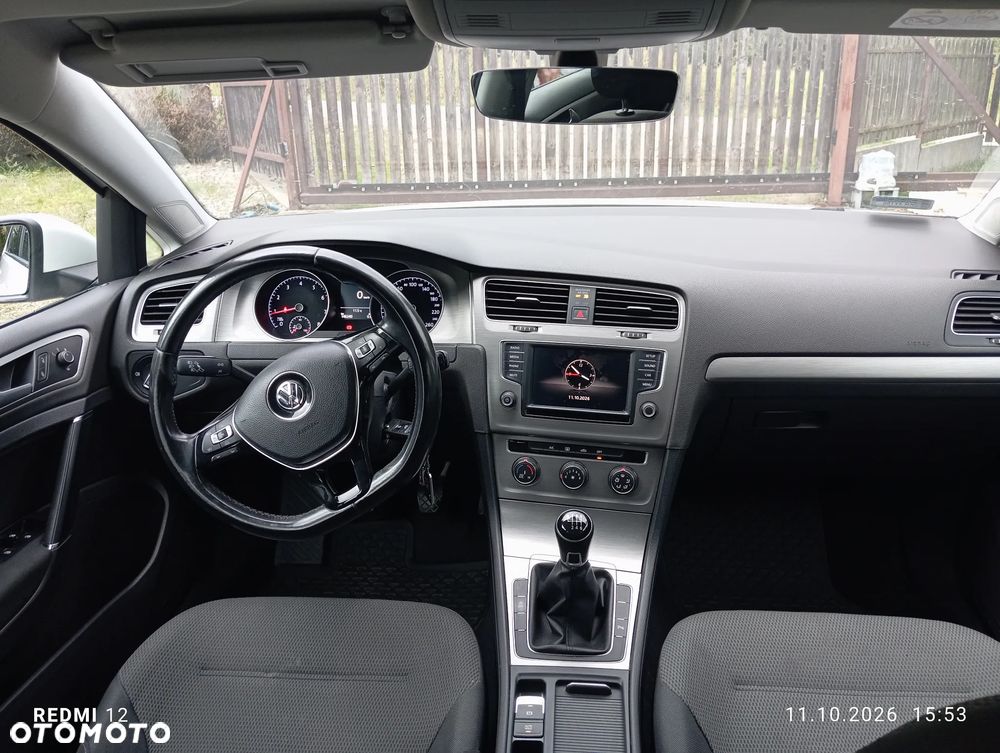 Volkswagen Golf - 8