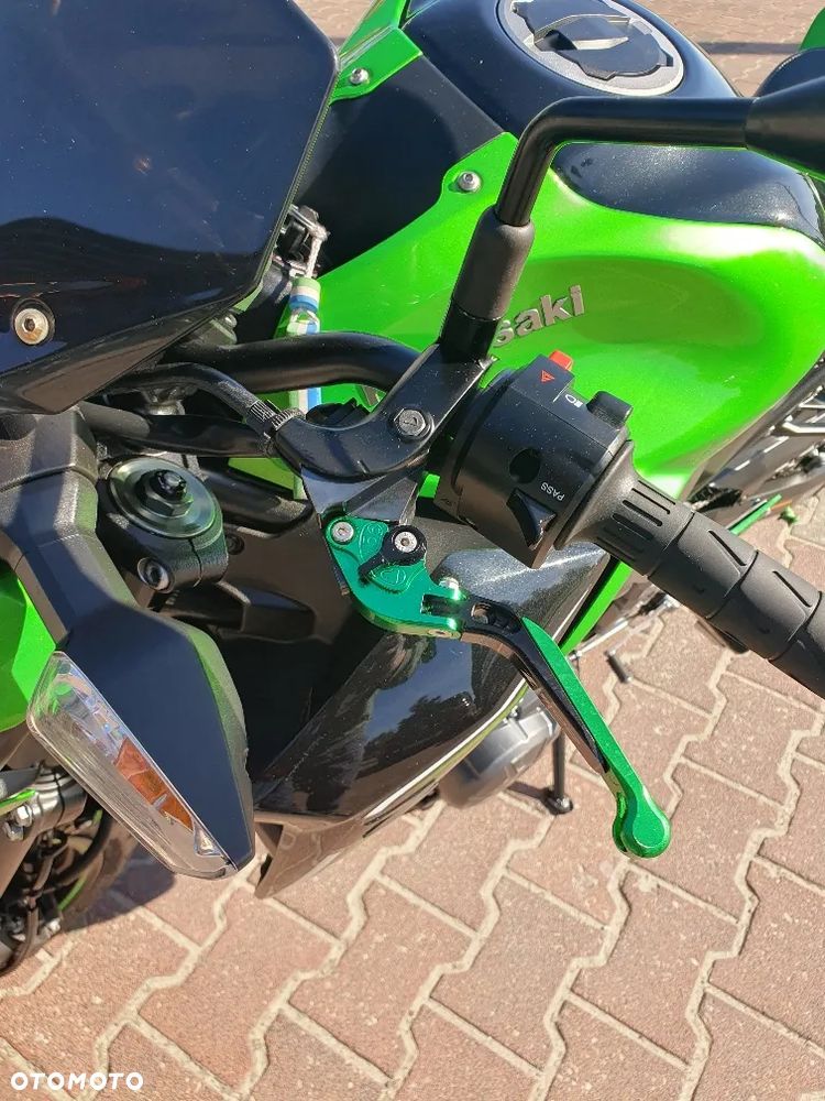 Kawasaki Z 900 - 11