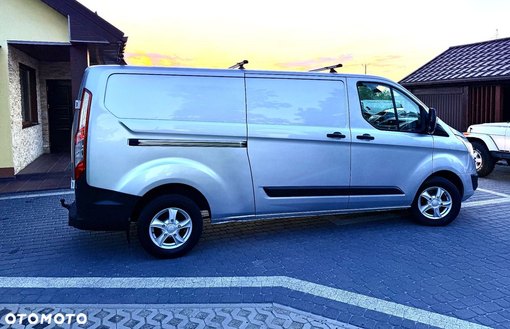 Ford Transit custom - 8