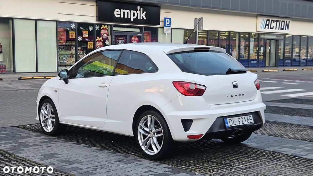 Seat Ibiza SC 1.4 TSI DSG Cupra - 3