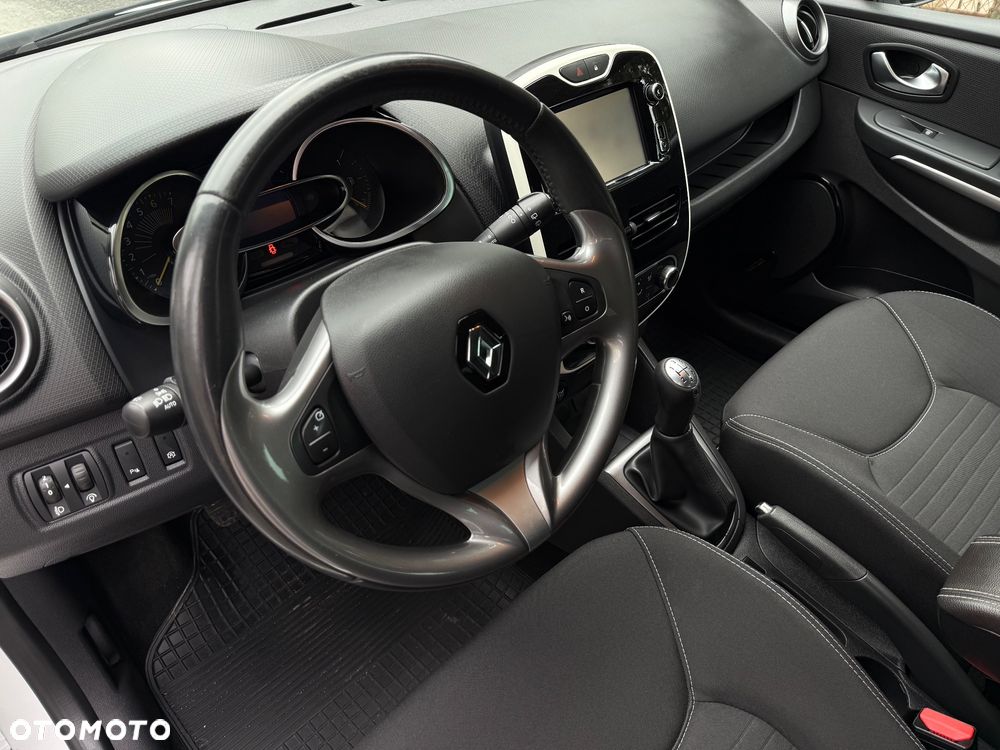 Renault Clio TCe 90 Limited - 26