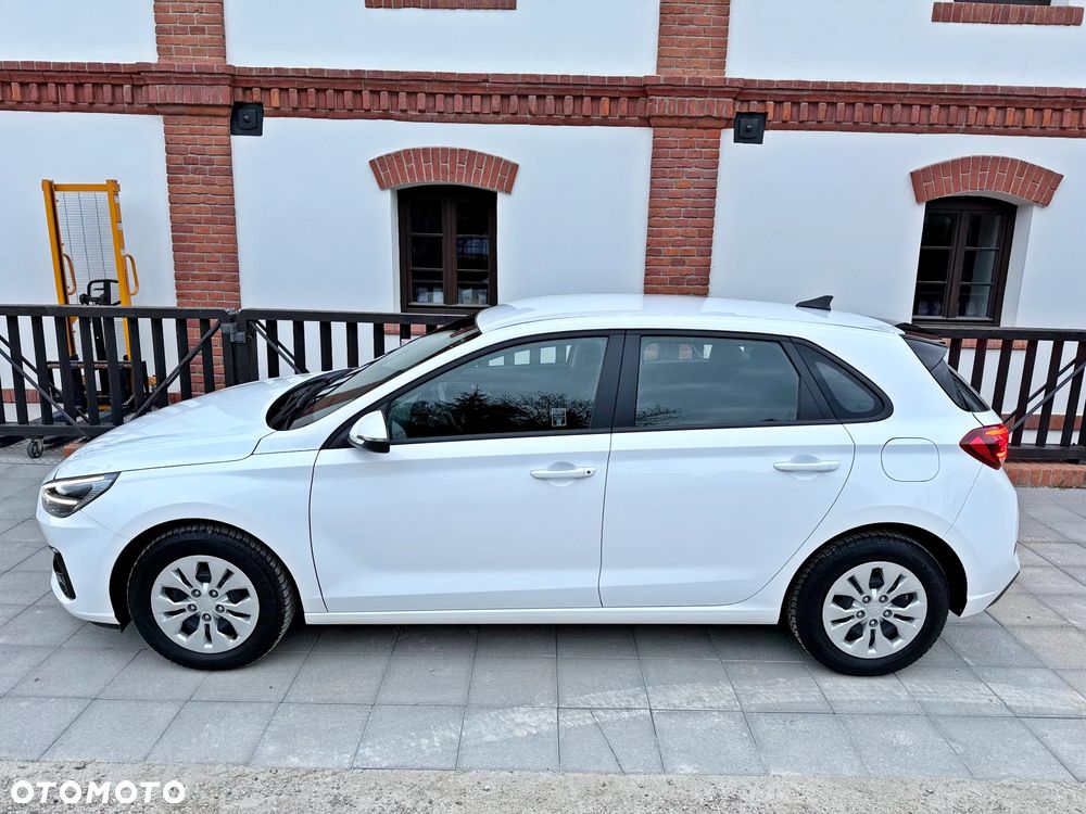 Hyundai i30 1.5 DPI Pure - 1