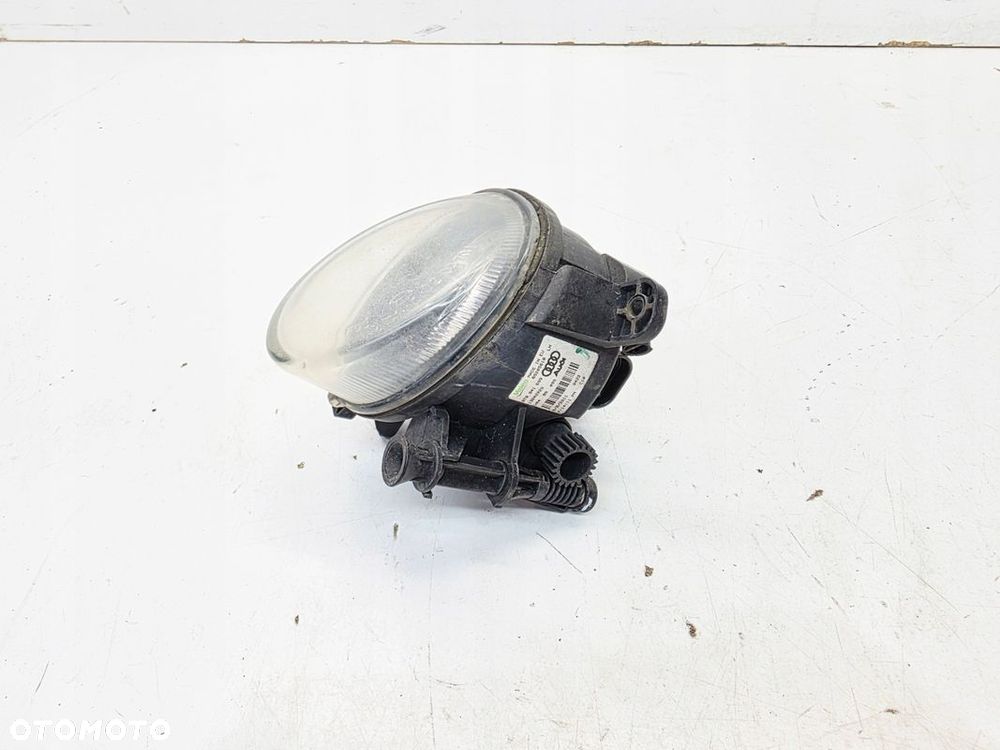 HALOGEN LEWY PRZÓD AUDI A4 B8 A5 8T 8T0941699 1/25 OK - 1