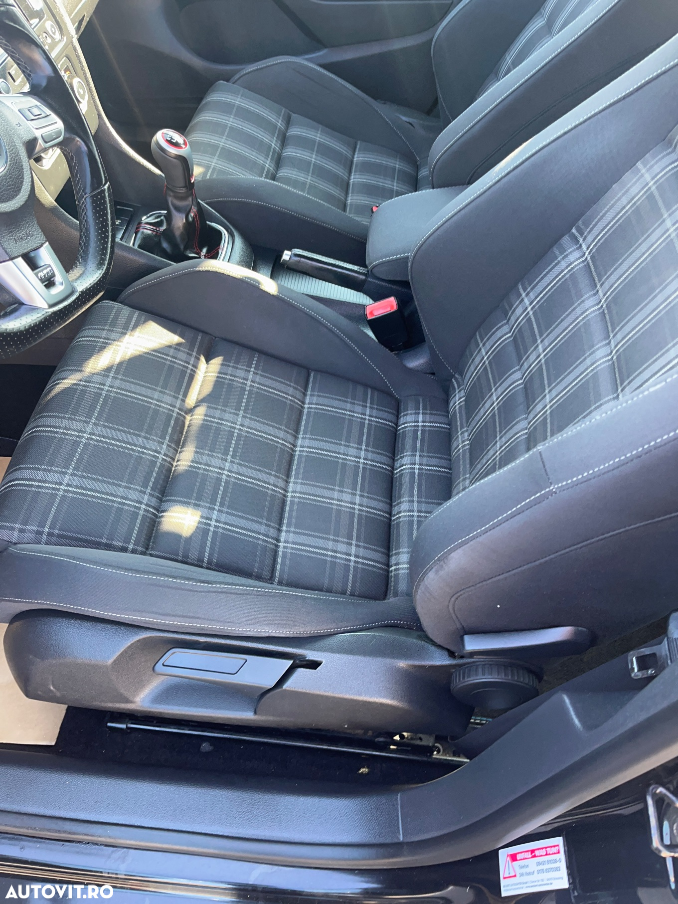 Volkswagen Golf 2.0 TDI DPF GTD - 8