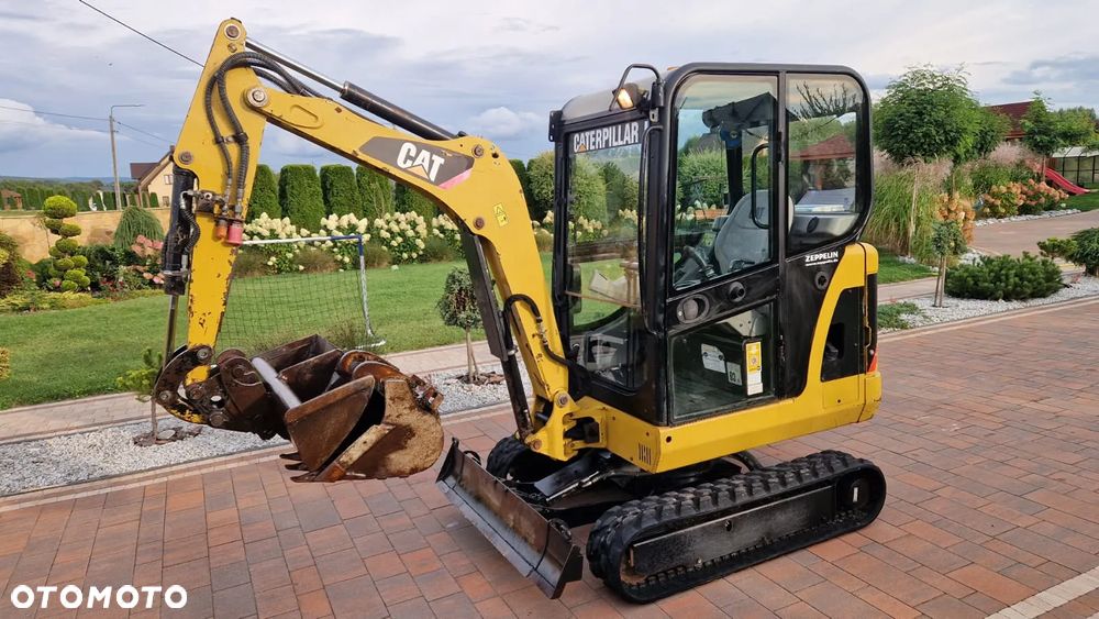 Caterpillar 301.8 C - 2