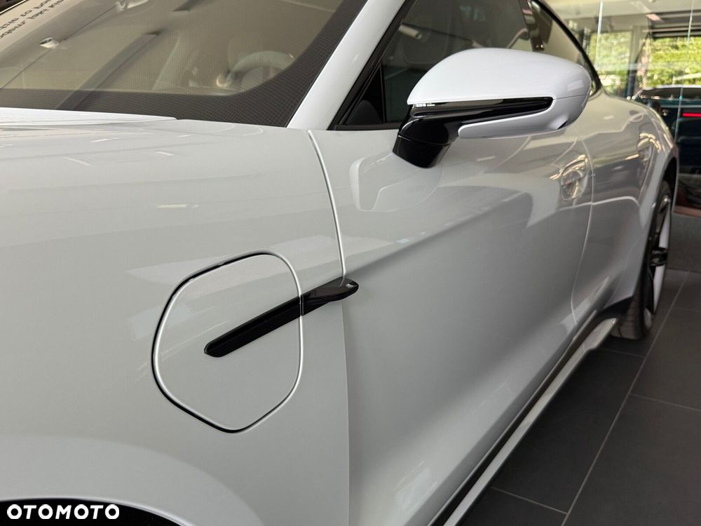 Porsche Taycan - 10