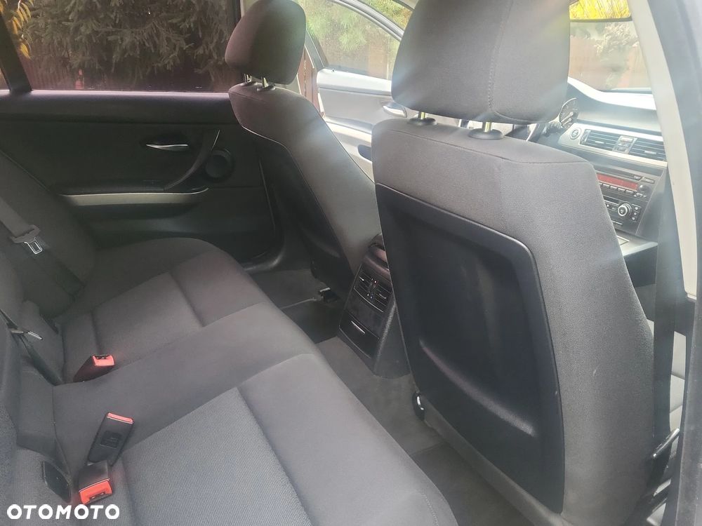 BMW Seria 3 - 29