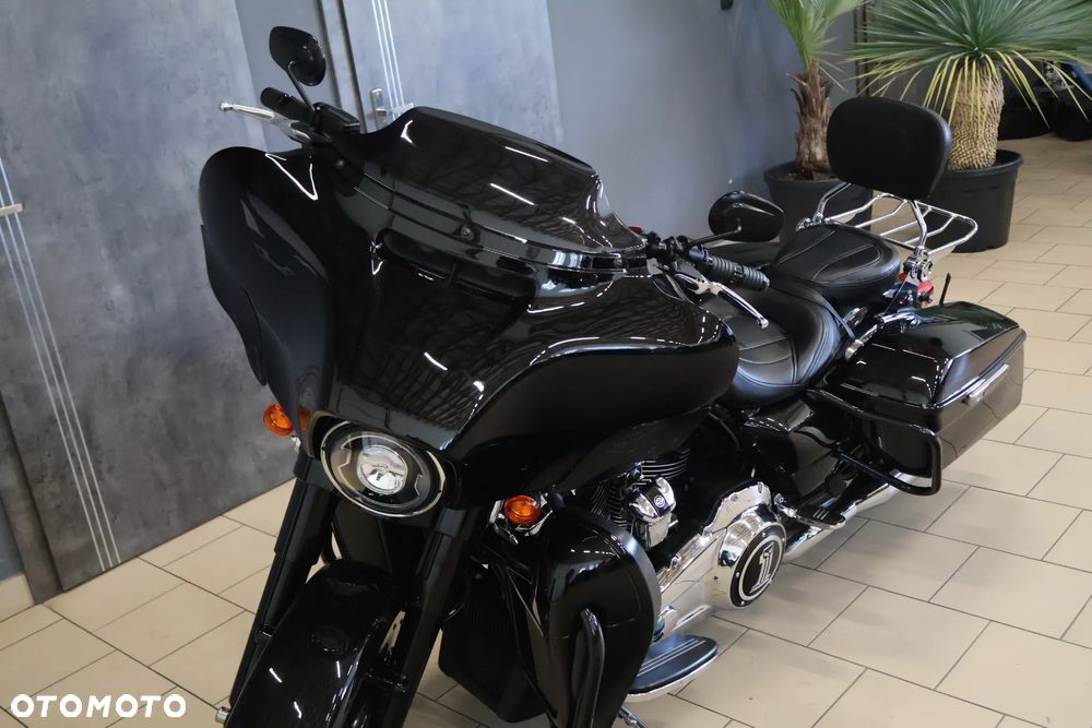 Harley-Davidson Touring Street Glide - 5