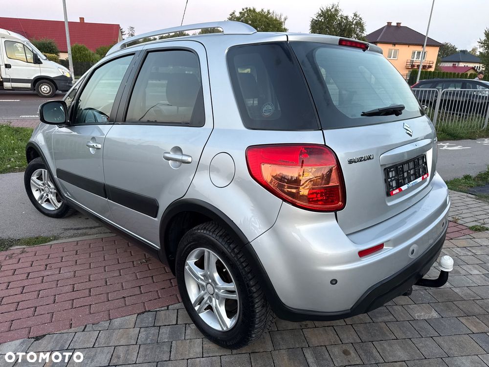 Suzuki SX4 1.6 Premium 4WD - 8