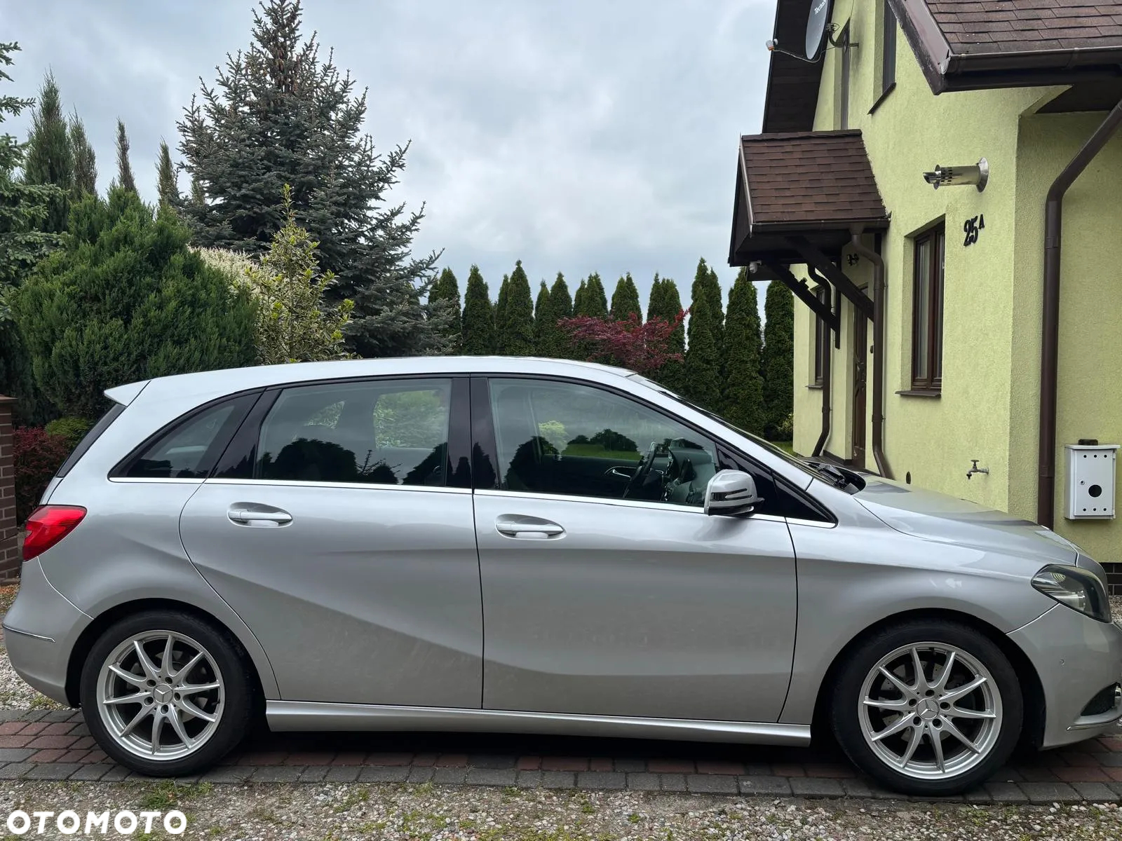 Mercedes-Benz Klasa B 180 - 2