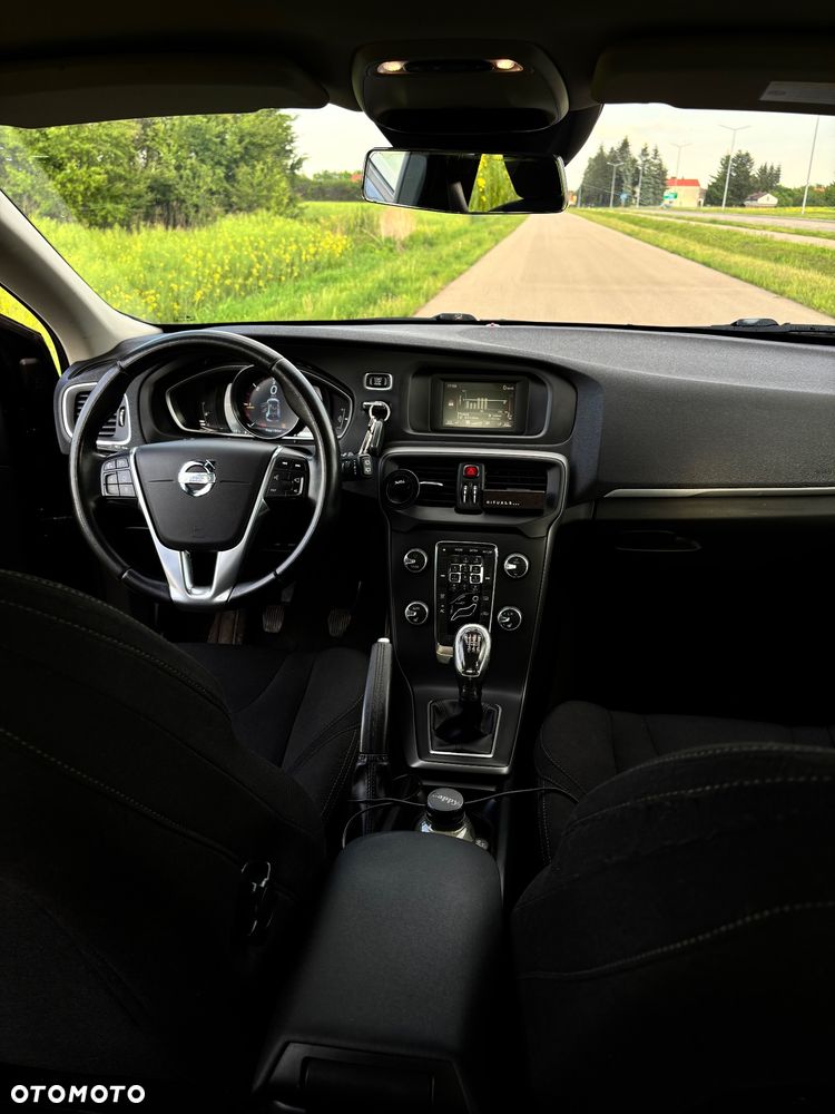 Volvo V40 D2 Momentum - 15
